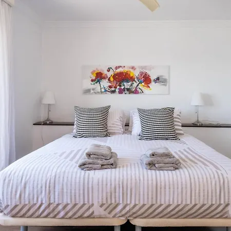 Lovely 3 Bed Townhouse With 2 Studio Apartments * Estepona