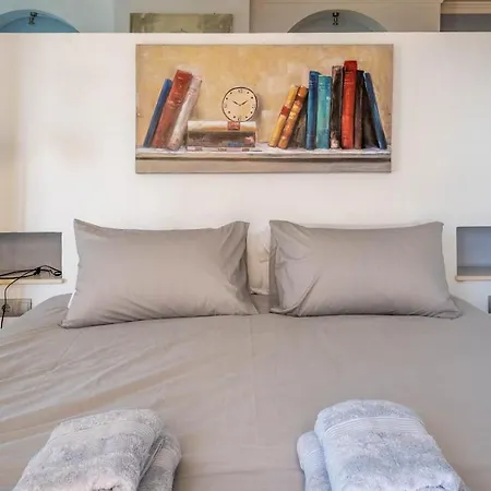 Lovely 3 Bed Townhouse With 2 Studio Apartments * Estepona