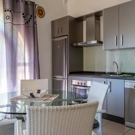 Lovely 3 Bed Townhouse With 2 Studio Apartments Holiday home Estepona
